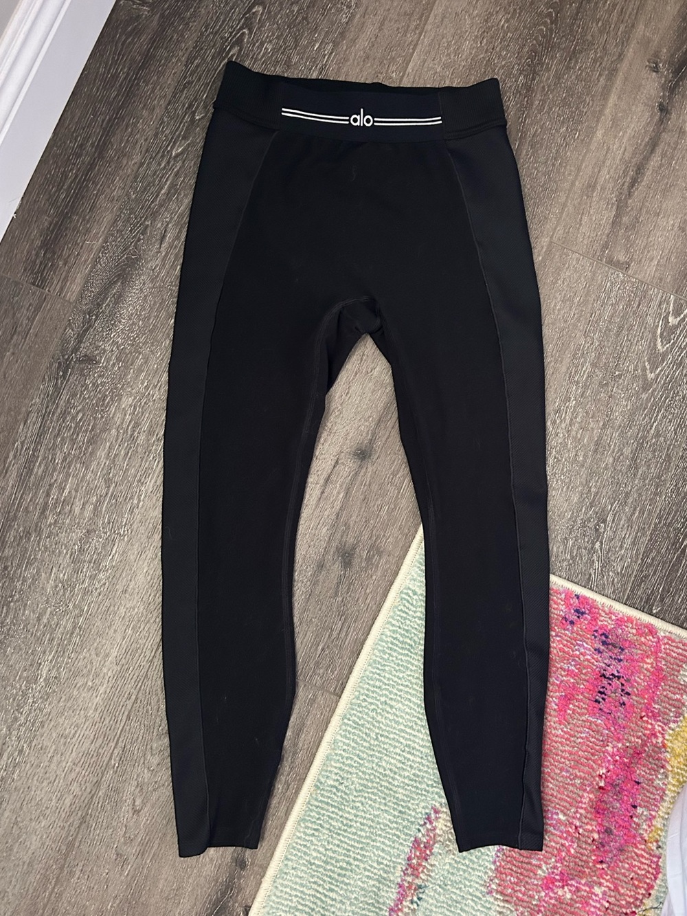 Alo Black Ribbed 7/8 Relay Leggings